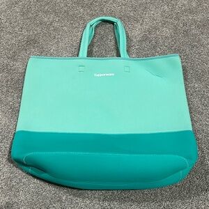 Tupperware blue two tone neoprene tote‎ bag